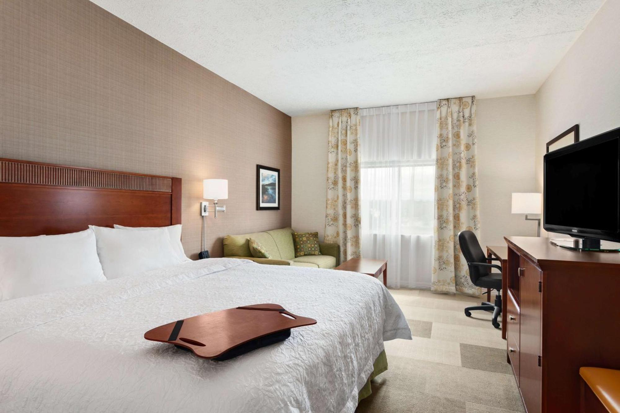 Hampton Inn Burlington - Colchester Esterno foto