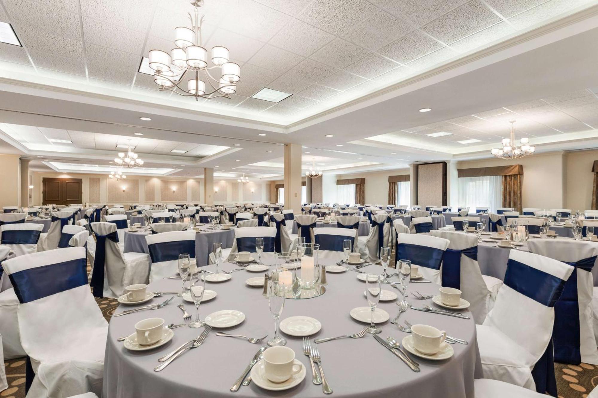 Hampton Inn Burlington - Colchester Esterno foto