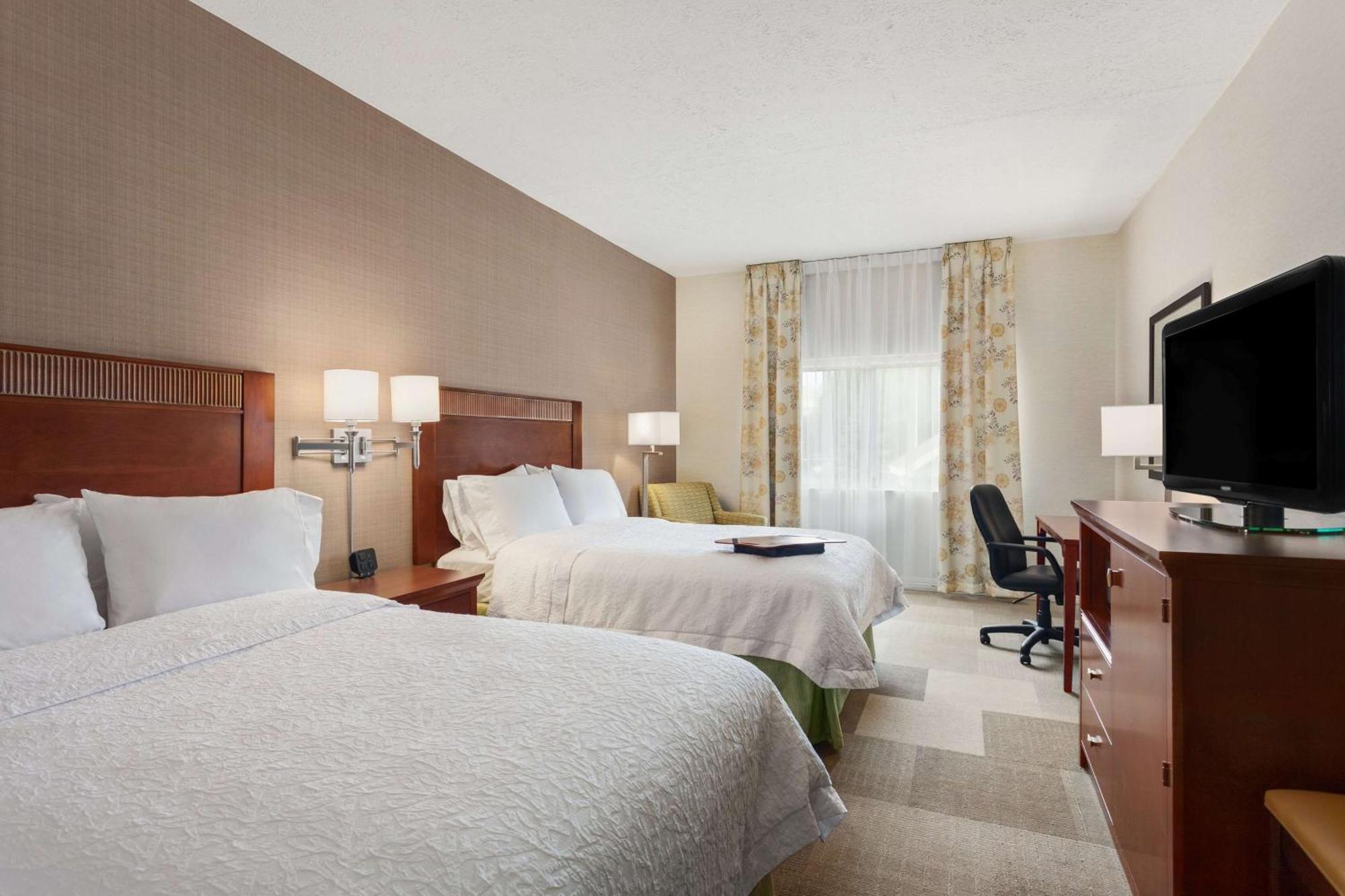 Hampton Inn Burlington - Colchester Esterno foto