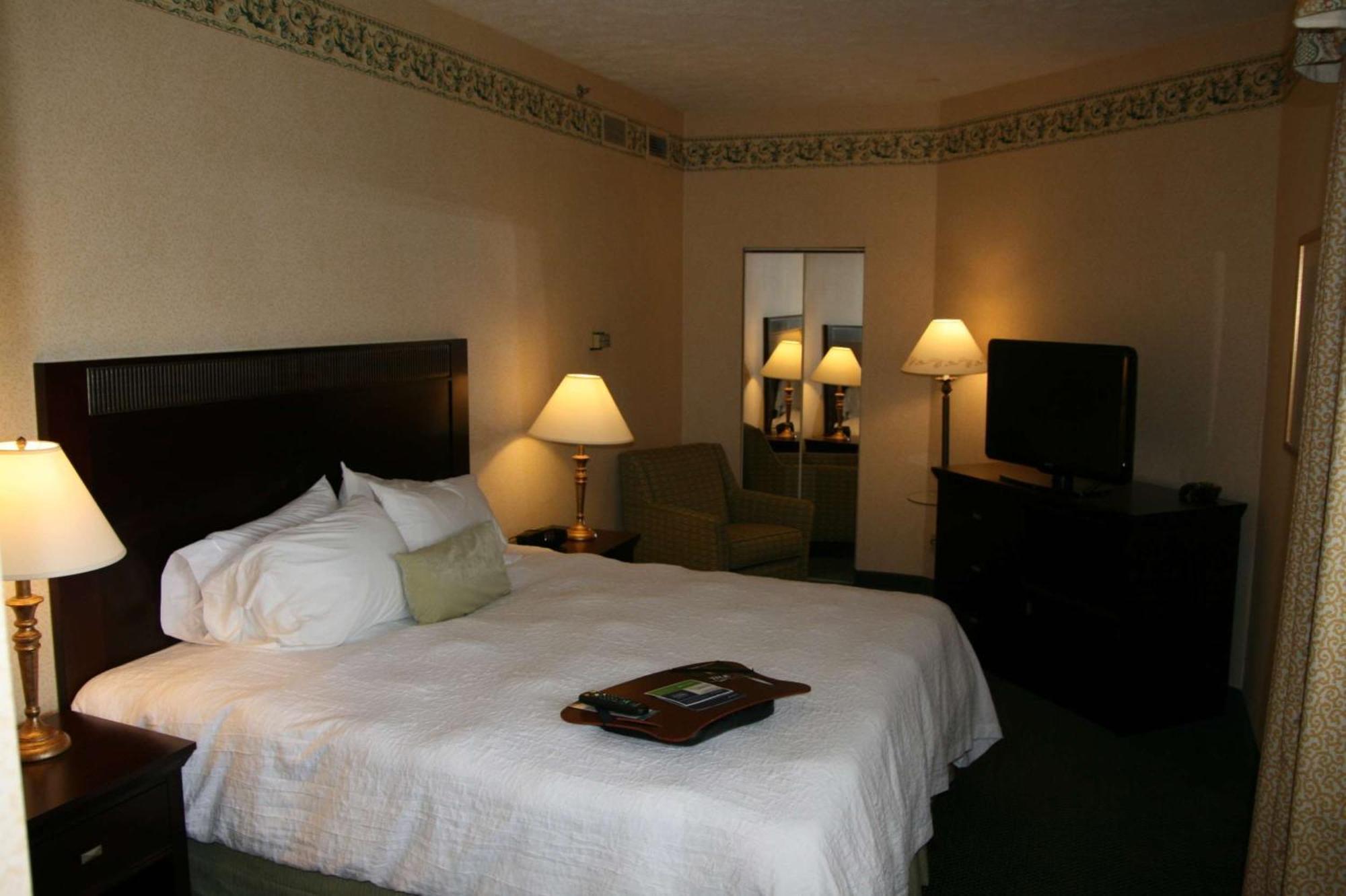 Hampton Inn Burlington - Colchester Esterno foto