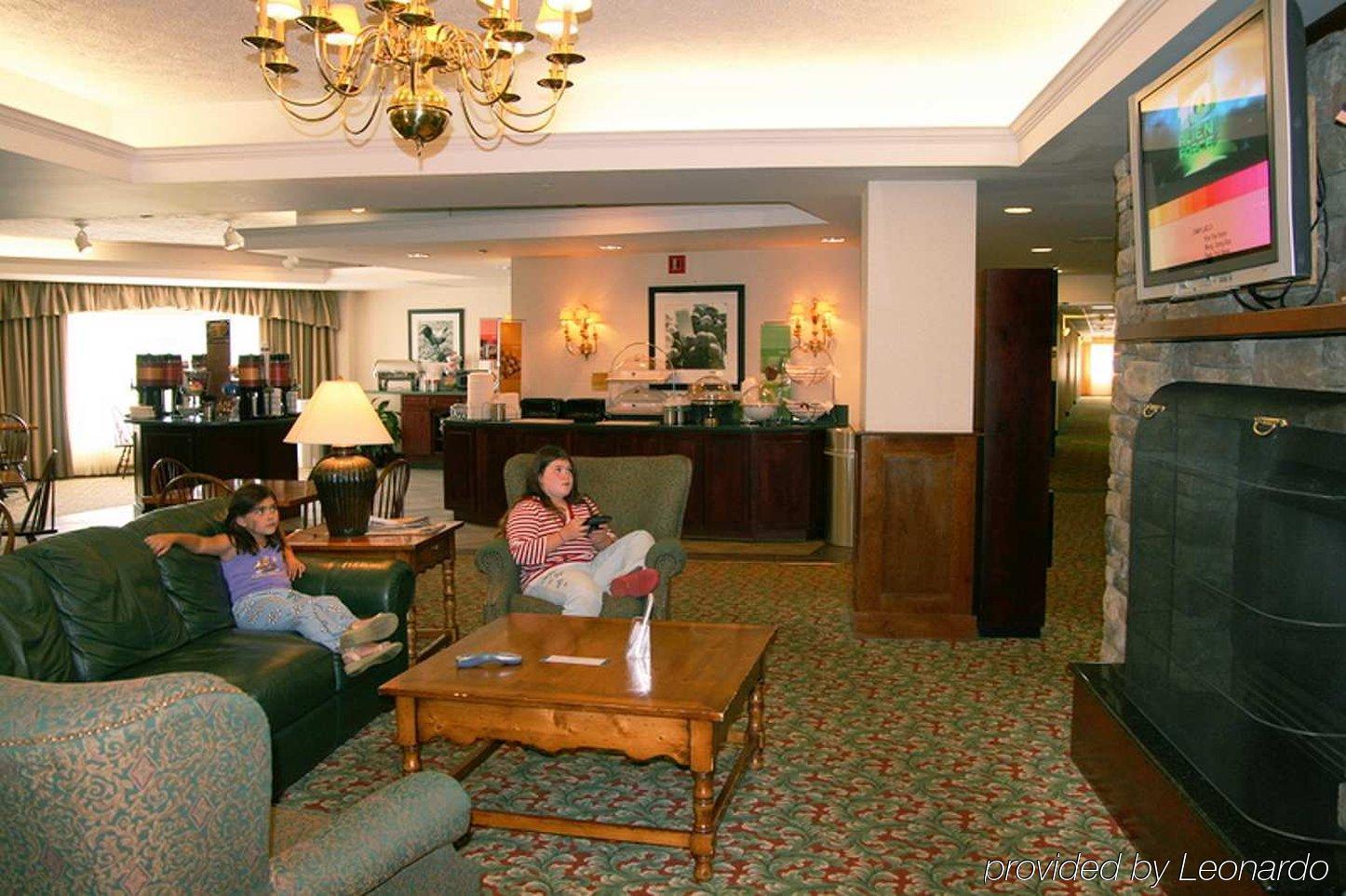 Hampton Inn Burlington - Colchester Esterno foto